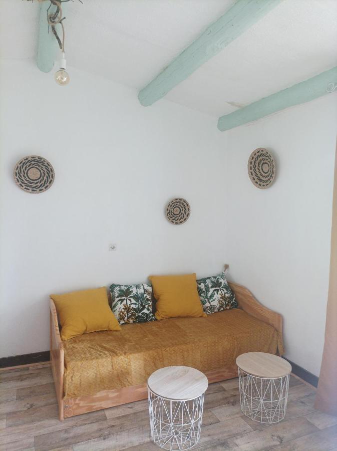 Holiday home 7-gite-7 Personnes Au Coeur De La Nature /piscine Saint-Aubin-de-Nabirat